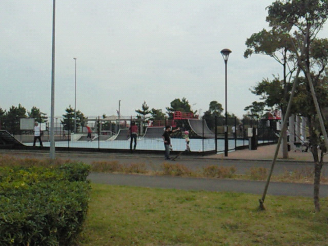 城南島海浜公園のスケボー広場