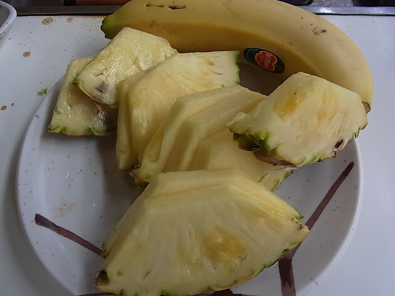 パイナップルとバナナ