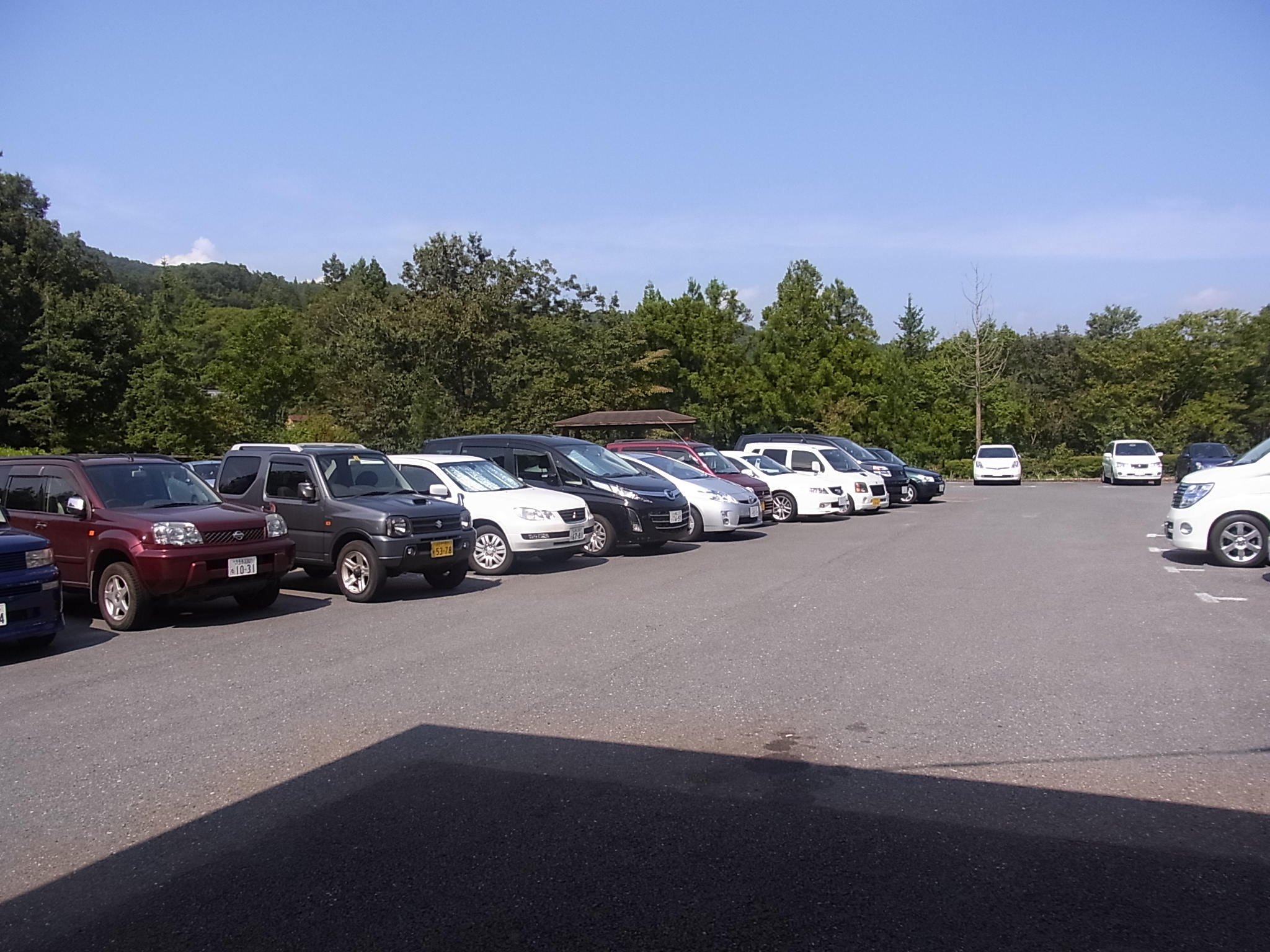 秋山温泉の駐車場