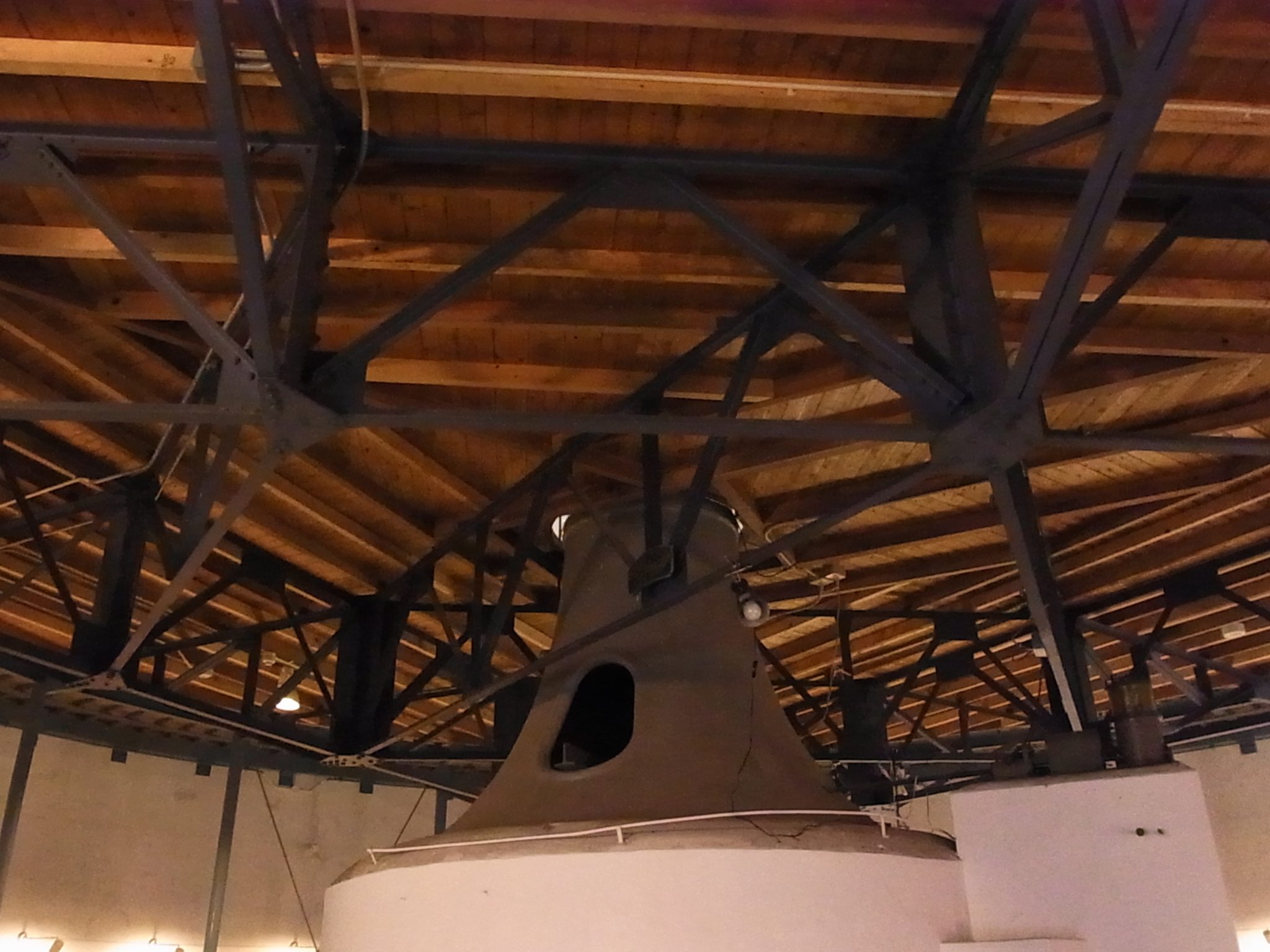 屈折望遠鏡の床の下