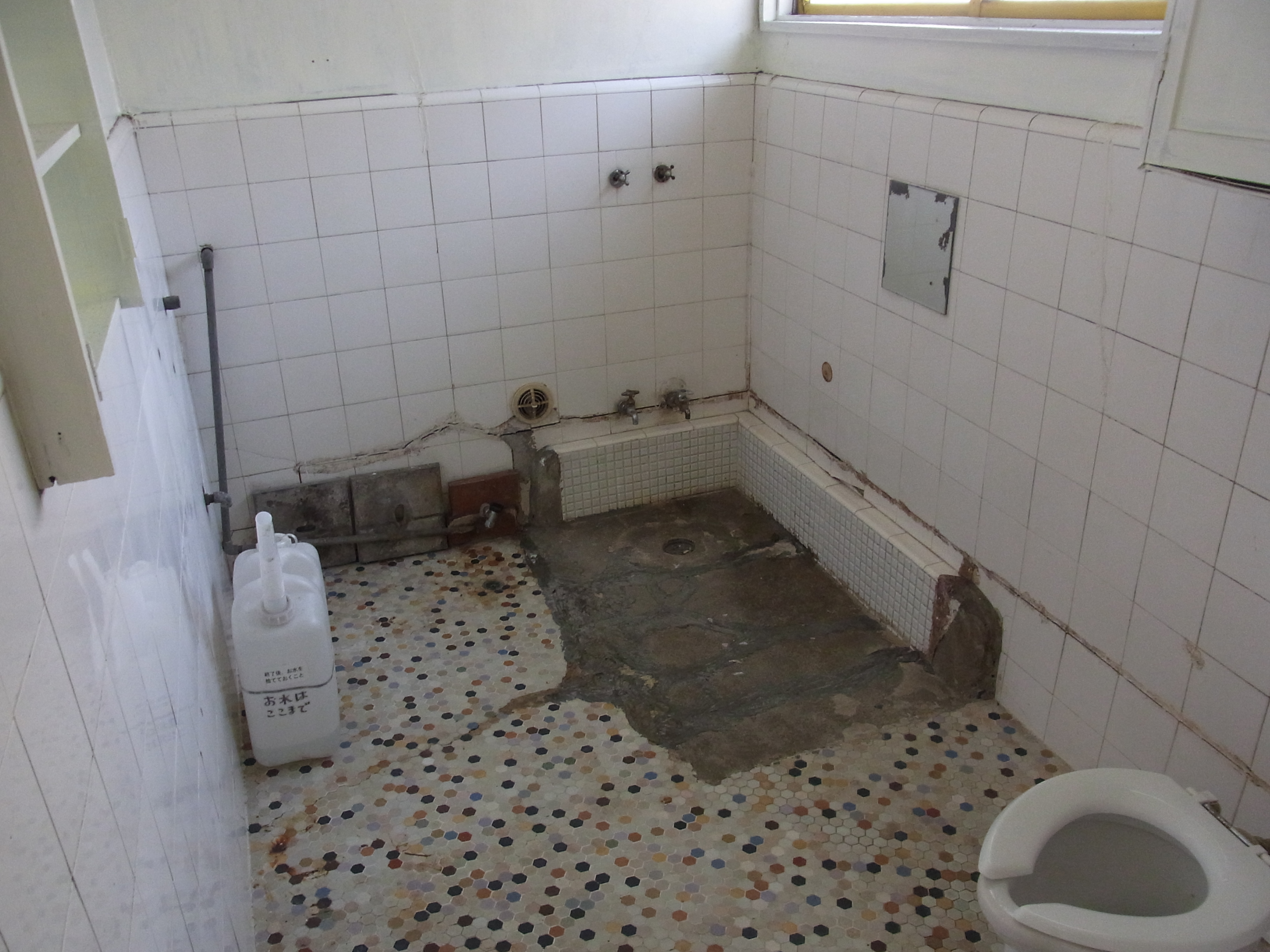 米軍住宅の浴室