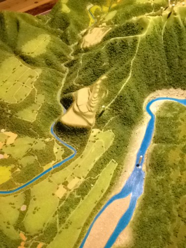 城山周辺の地形モデル