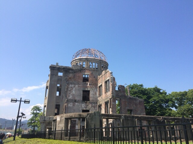 原爆ドーム　広島