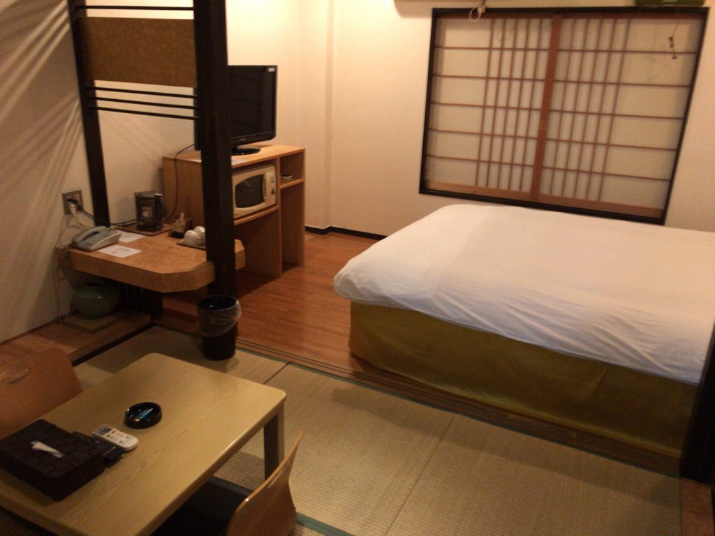 激安価格のN成田ホテルに宿泊
