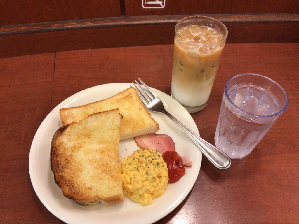 JR東日本 松戸駅のBecker'sで朝食