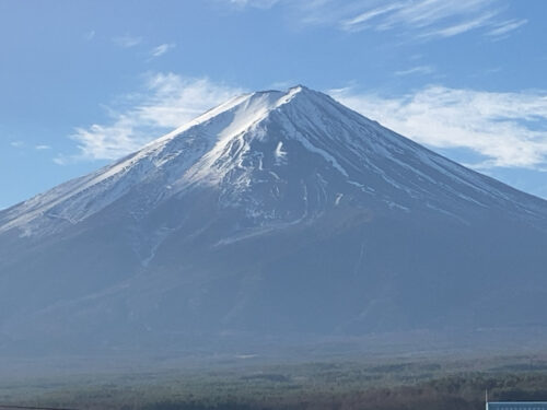 登り坂ホテルからの富士山の眺め