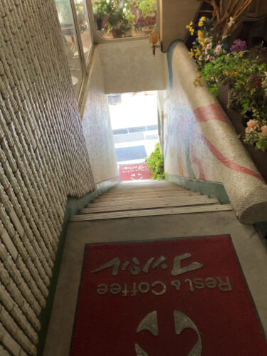 コンパルの階段