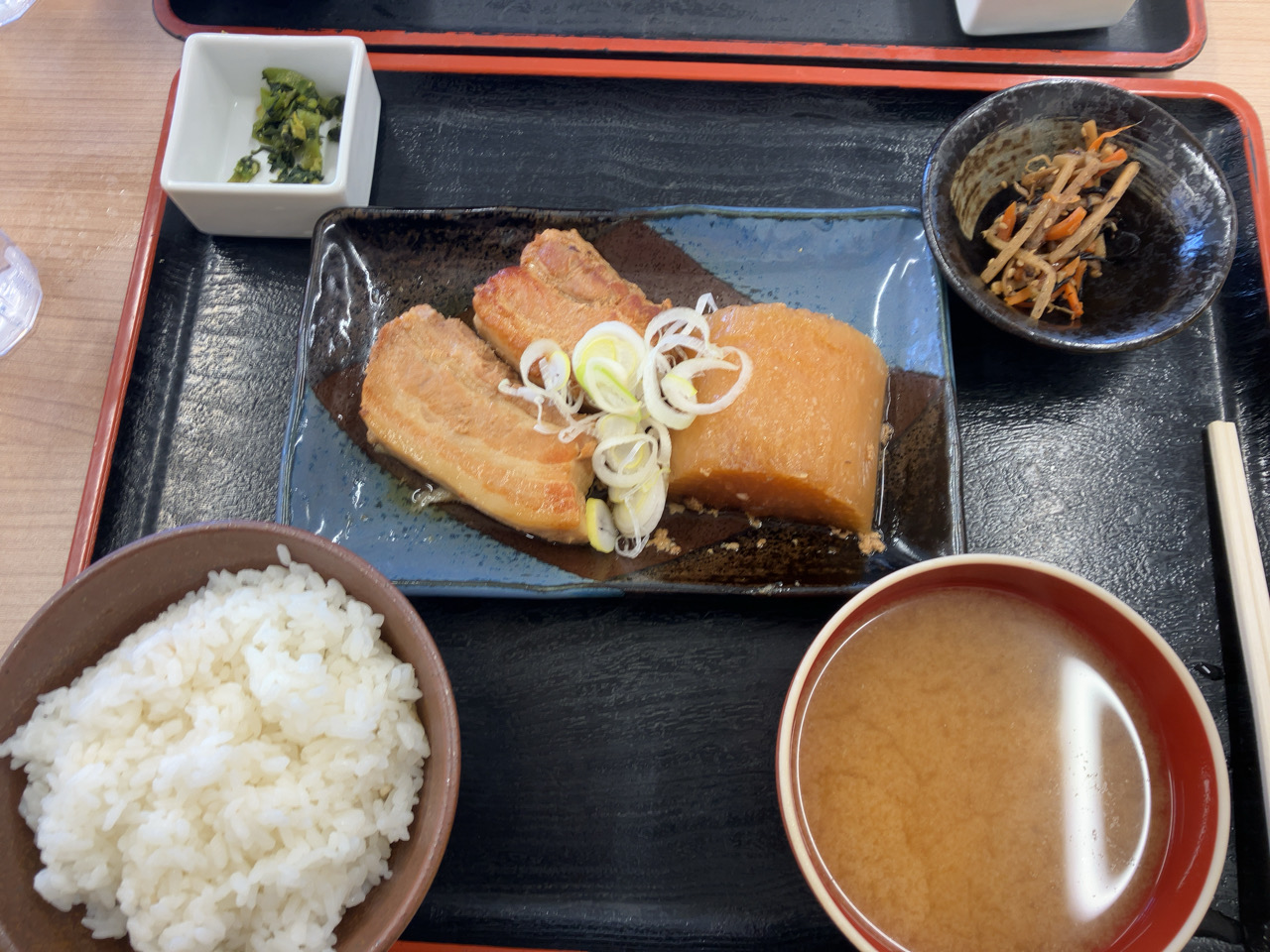 境川パーキングエリア　おふくろ定食