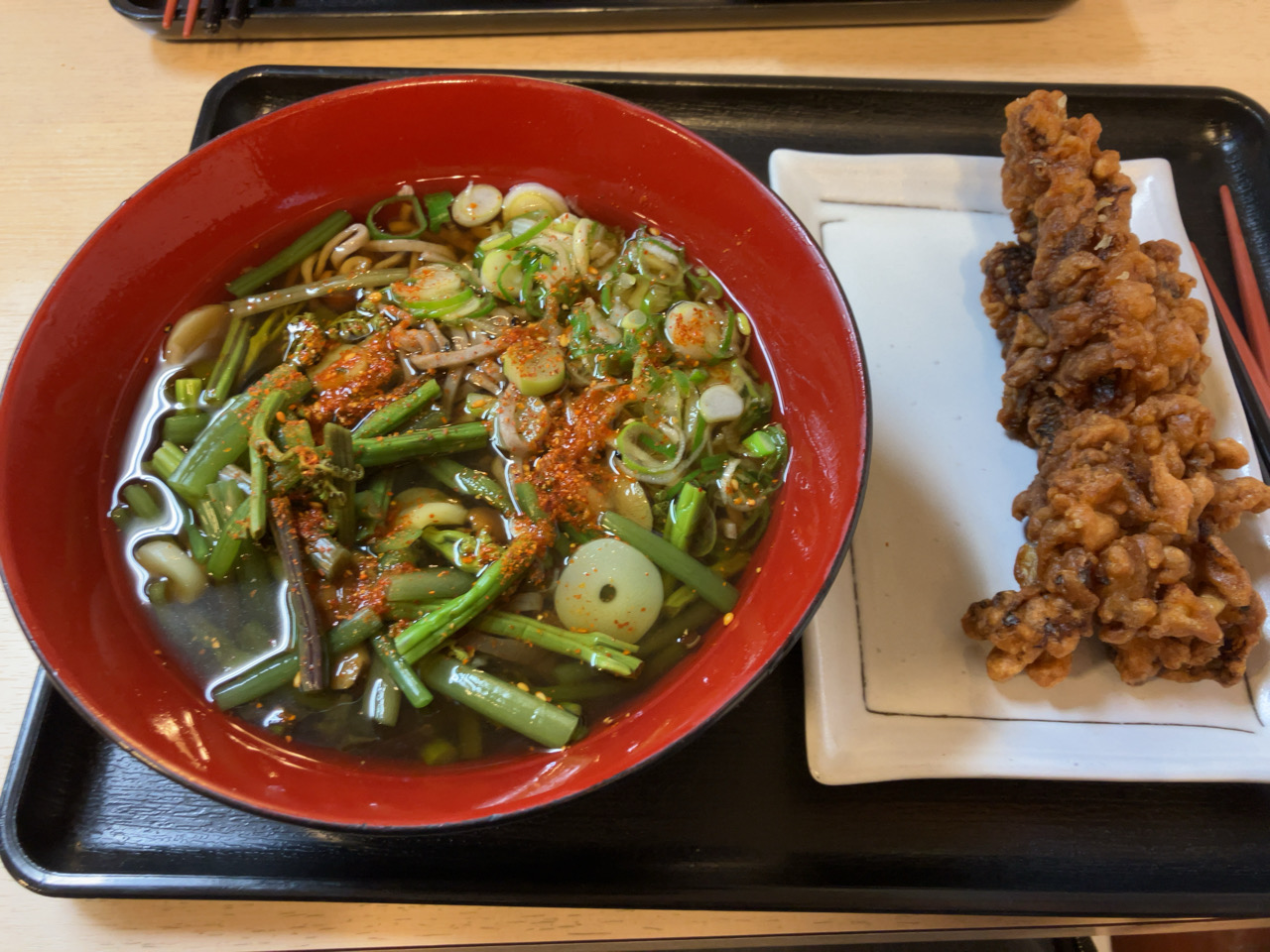 山賊焼きと山菜蕎麦