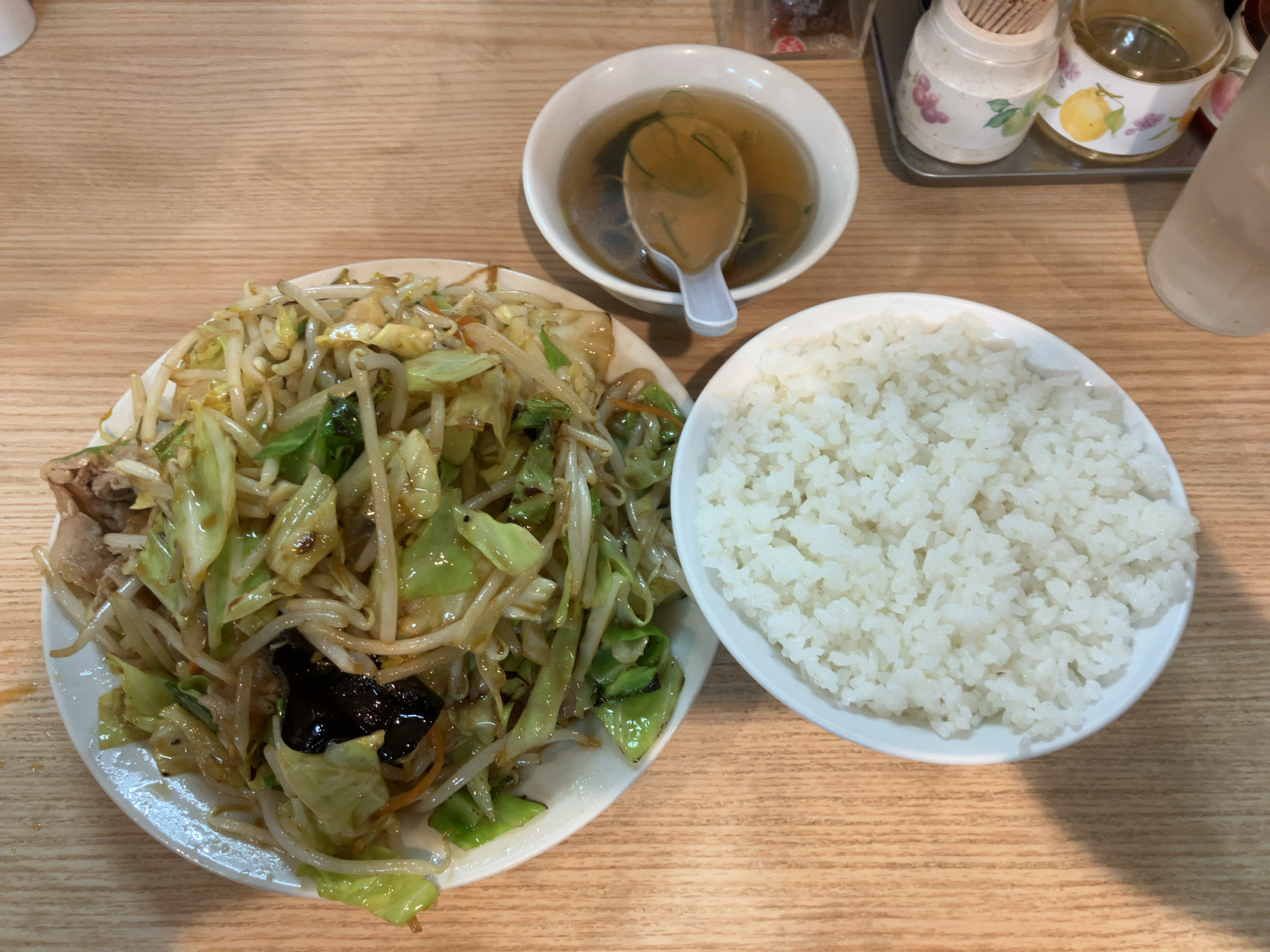 ラーメン西華　野菜炒め定食