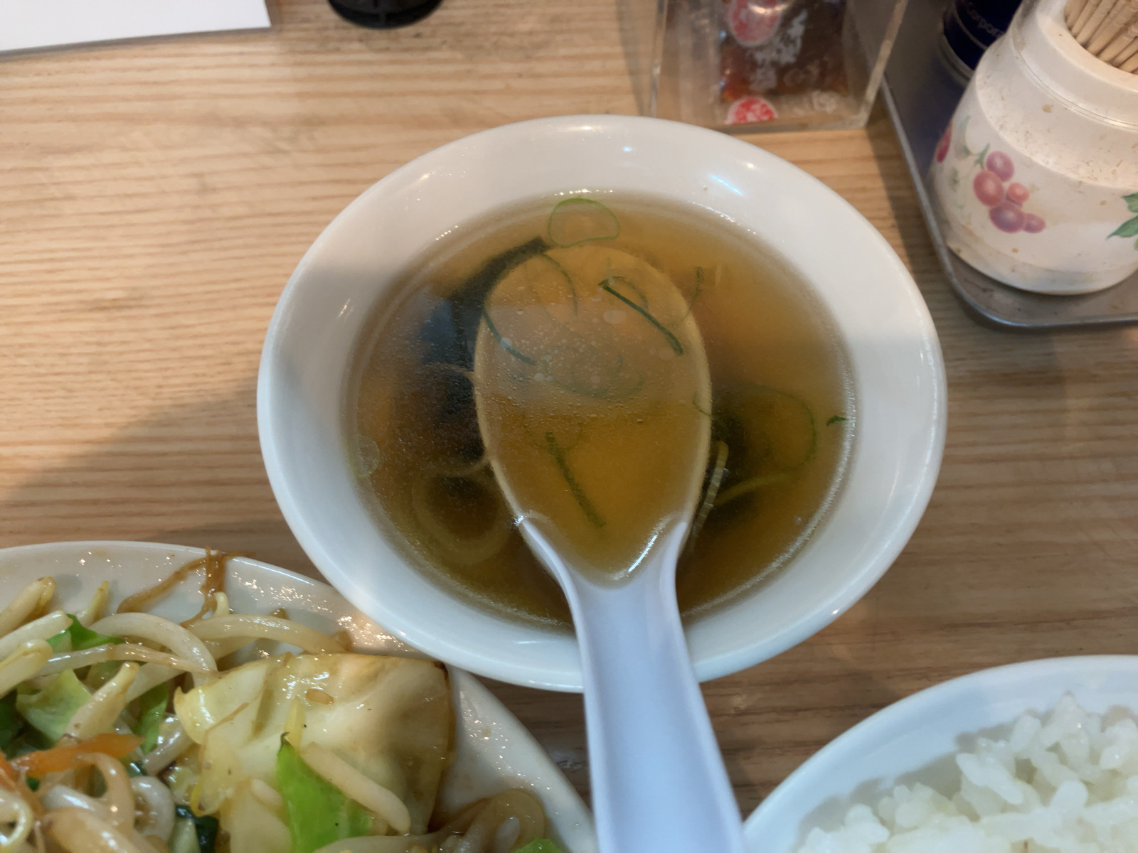 ラーメン西華　スープ