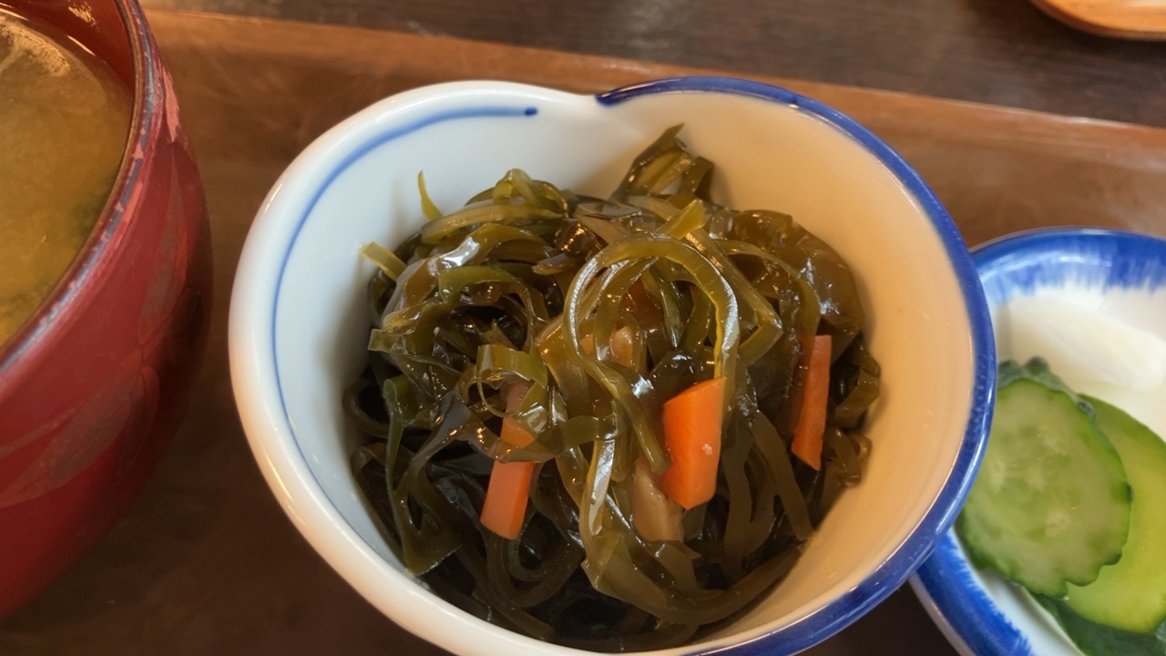 レストラン　フロールの小皿