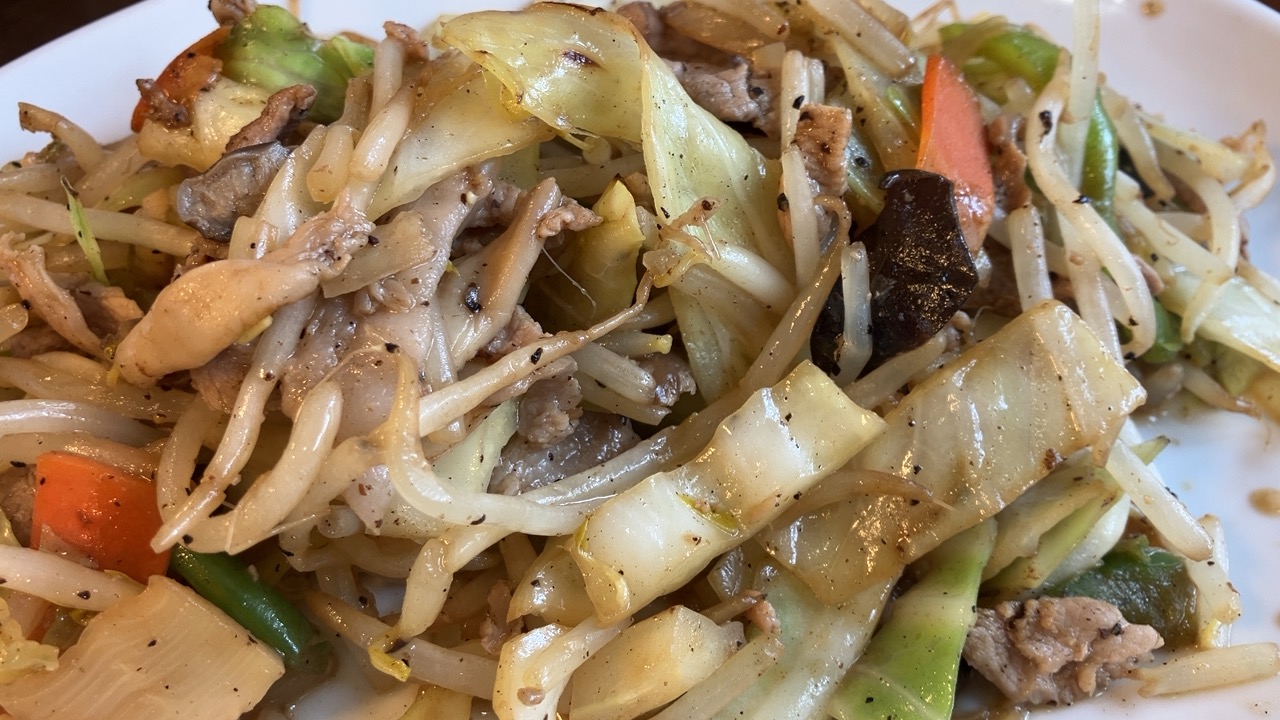 レストラン　フロールの肉野菜炒め