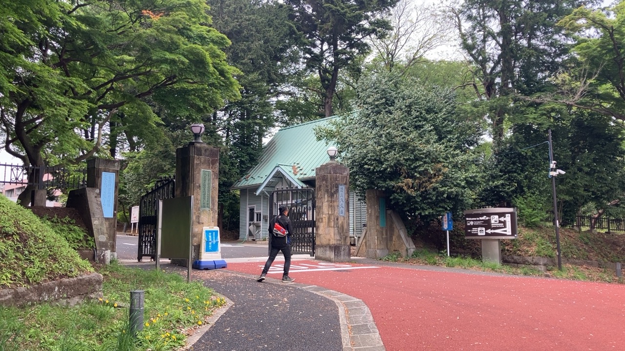国立天文台正門