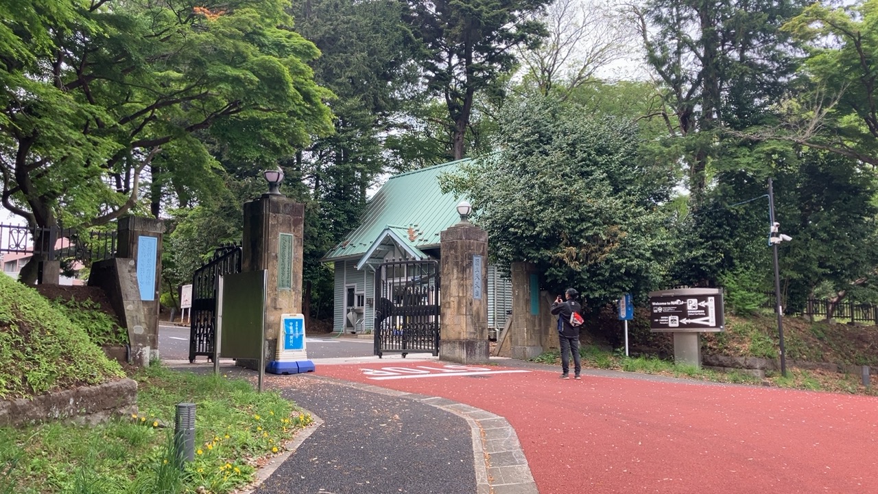 国立天文台正門