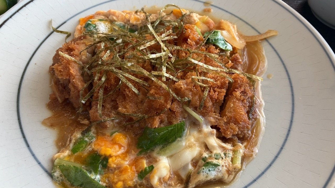吉膳のかつ煮定食