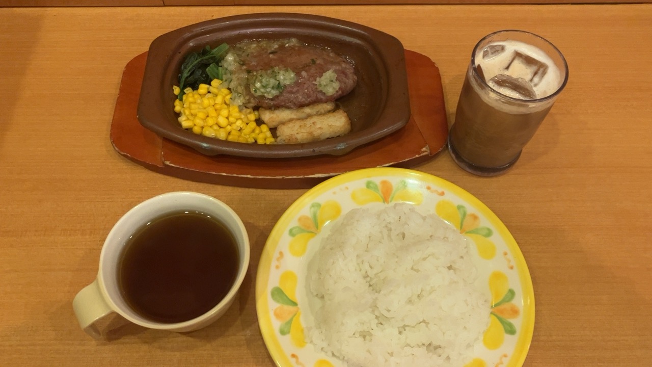 サイゼリヤのランチ