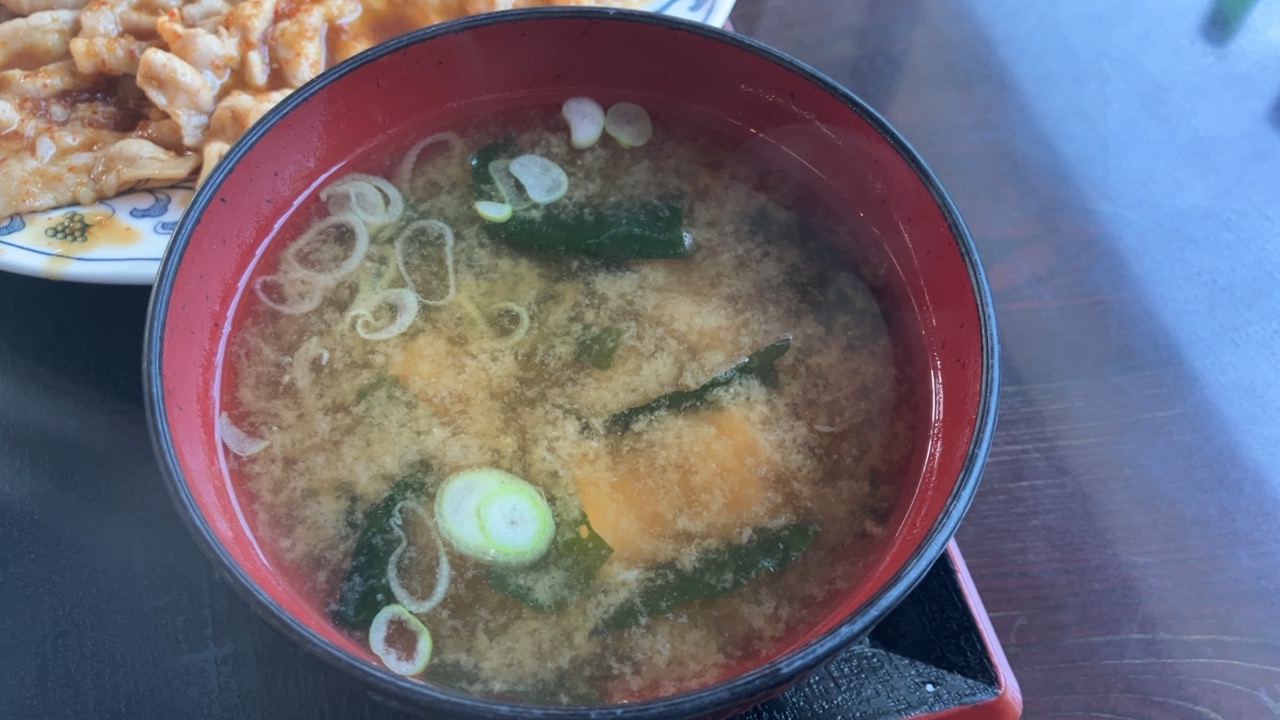 えもり食堂のお味噌汁